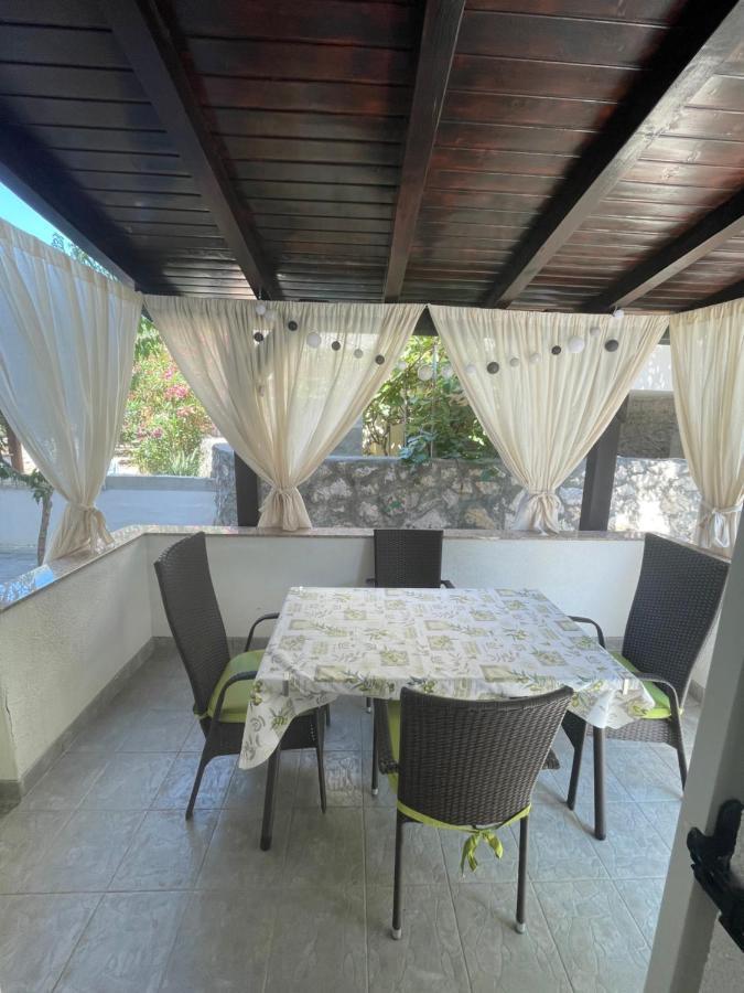 Melani*** Apartment Novalja Exterior photo